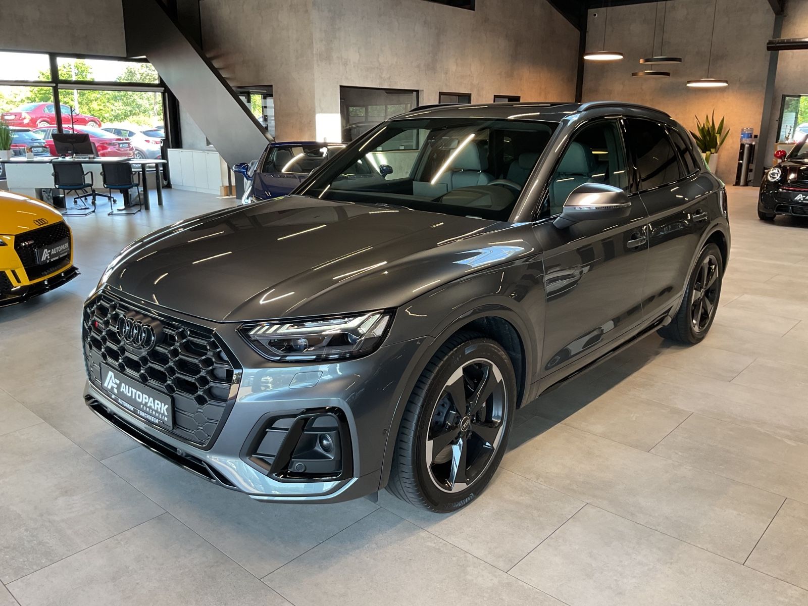 AUDI SQ5 ACC B&amp;O HuD Keyless Matrix Pano 360° 20"