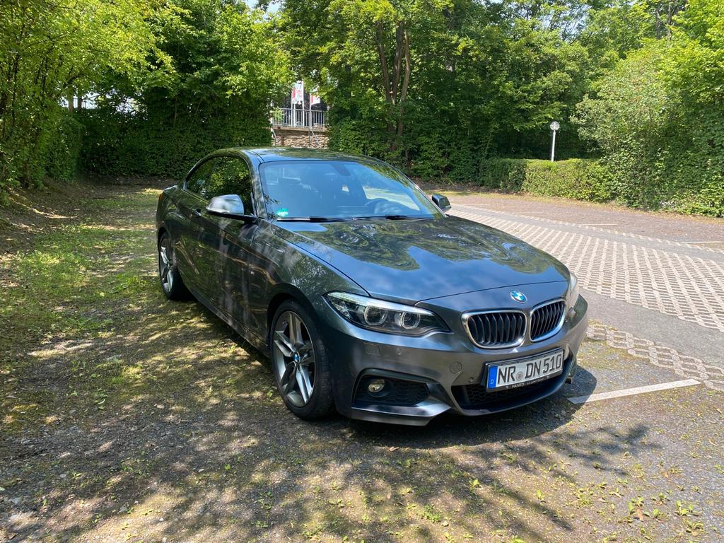 BMW 220