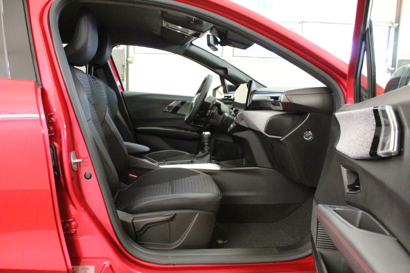 Fahrzeugabbildung Renault Clio VI TCe 115 Techno*Winter-Paket* #15687