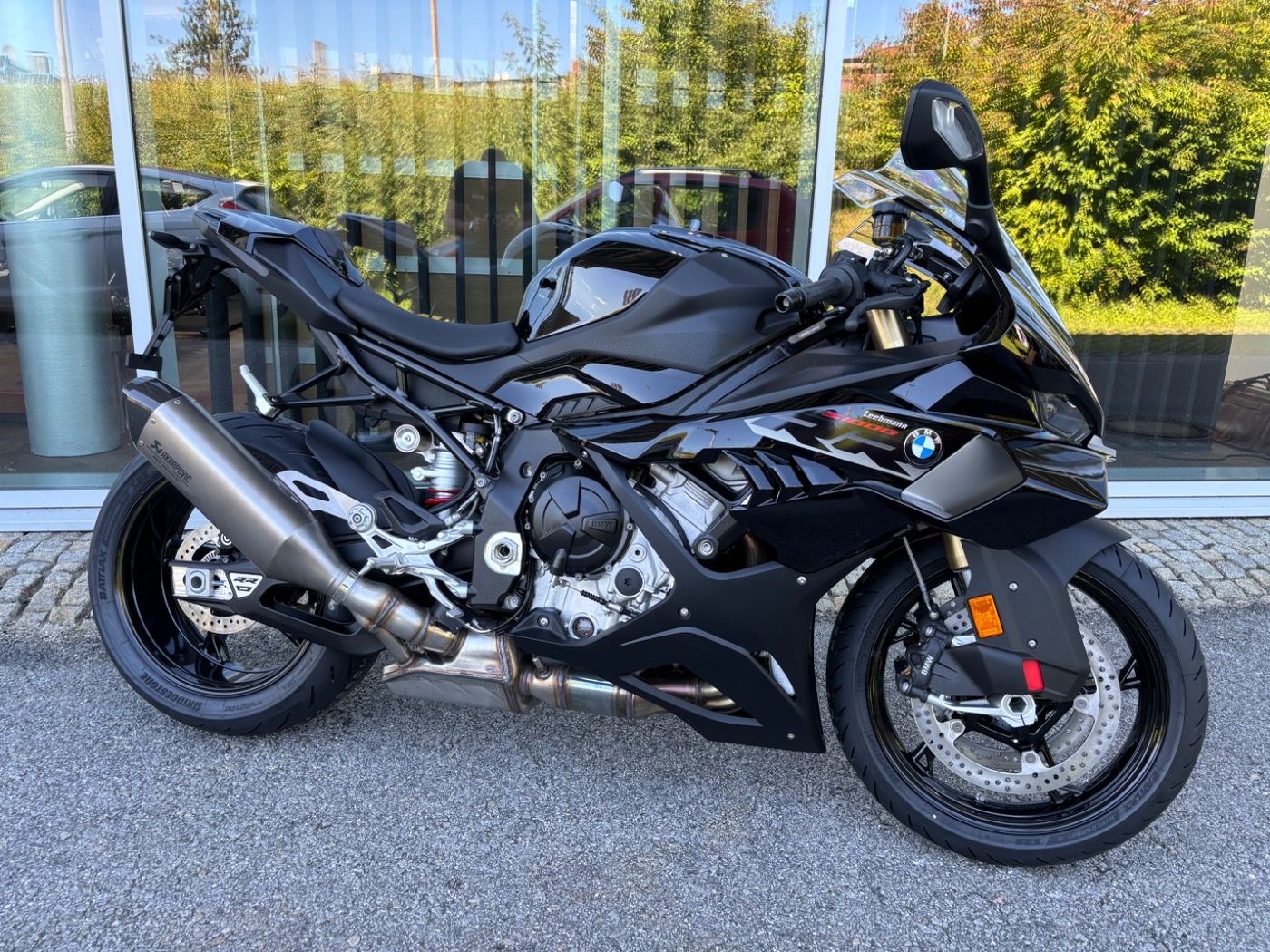 Fahrzeugabbildung BMW S 1000 RR Race- und Dynamikpaket
