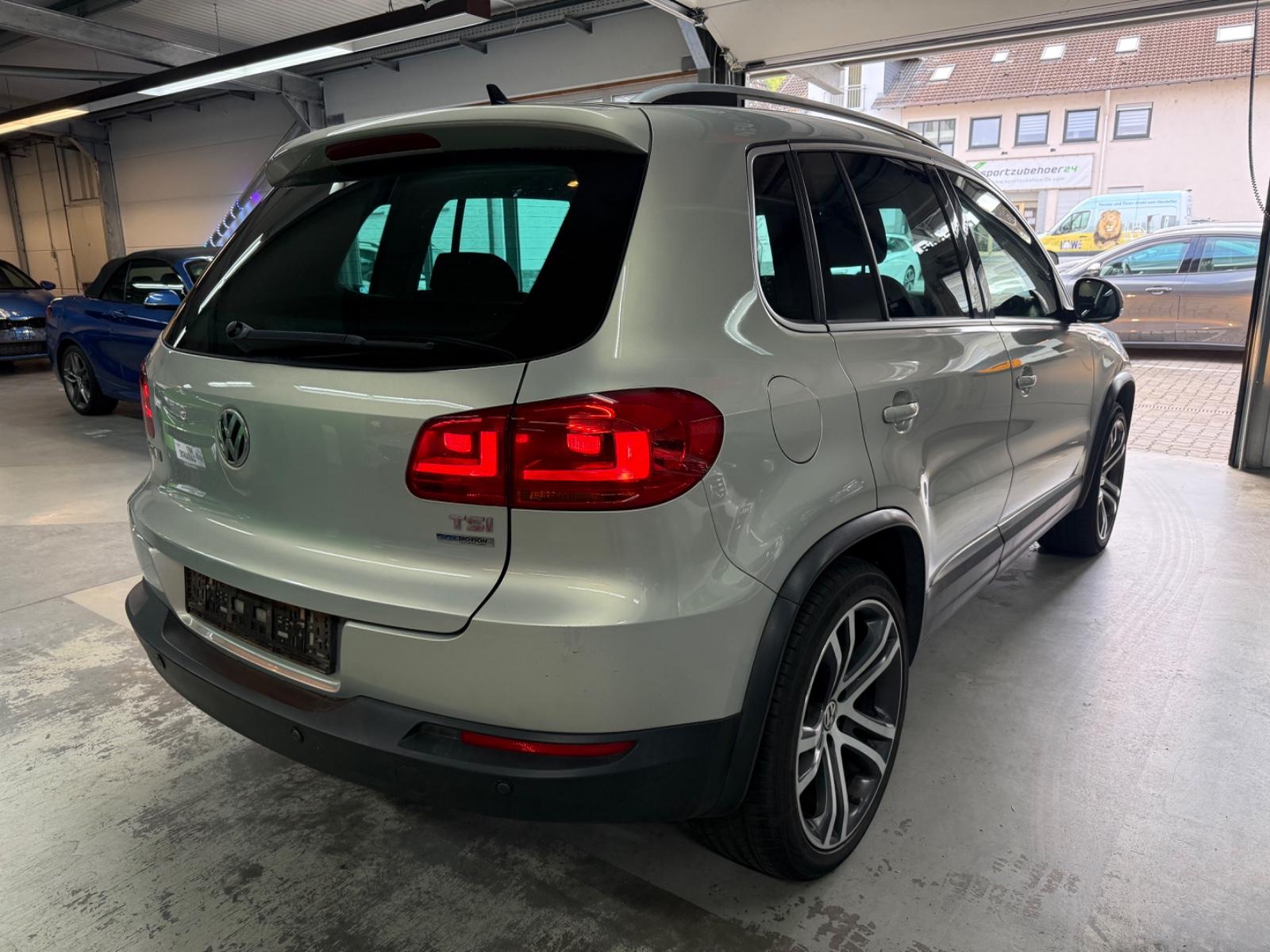 VOLKSWAGEN TIGUAN 1.4 TSI 160ch STYLE BVM Toit panoramique Sièges chauffants sport Historique présent - 1ERE MAIN