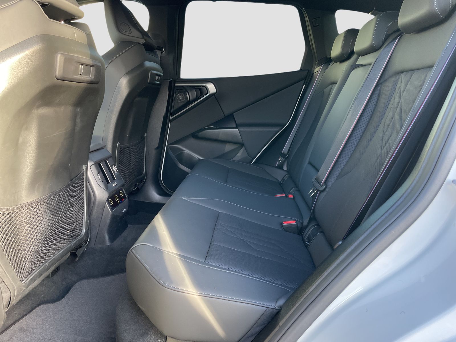 BMW X3 M50 - Bild 13