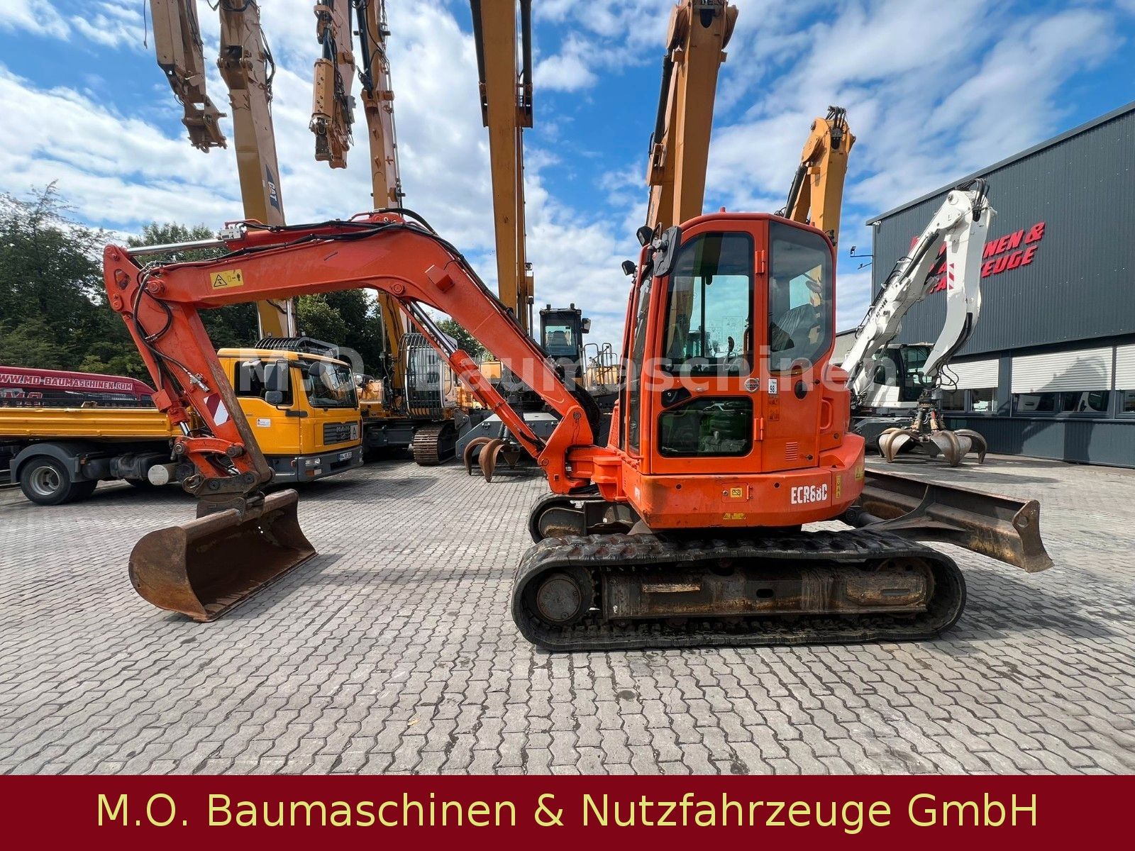 Fahrzeugabbildung Volvo ECR 88 D / SW / AC /