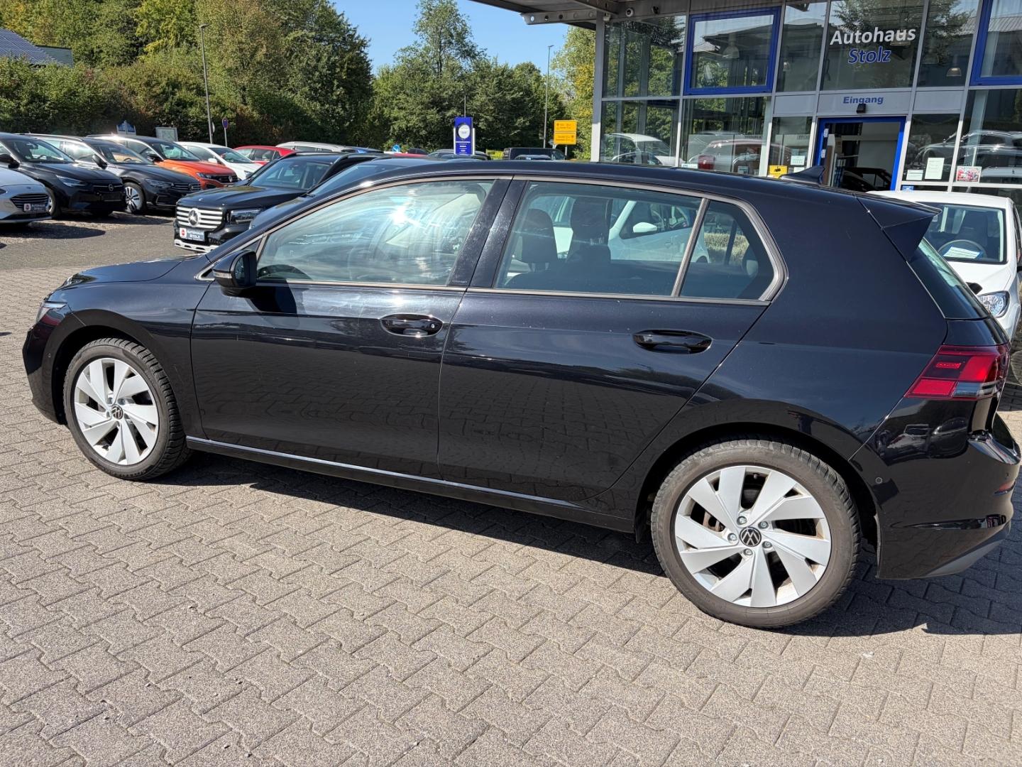 Volkswagen Golf VIII Life eTSI Navi LED Sperrdiff. ACC Appl