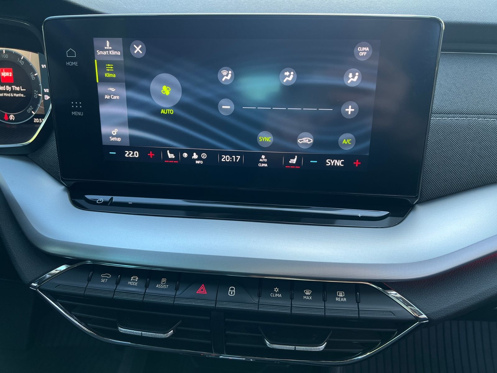 Fahrzeugabbildung SKODA Octavia III Combi iV Style 1.4 Hybrid DSG *LED,