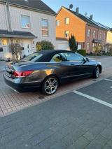 Mercedes-Benz E 200 Cabrio Mercedes-Benz Sportpaket AHK - Mercedes-Benz E 200 Gebrauchtwagen in Aachen