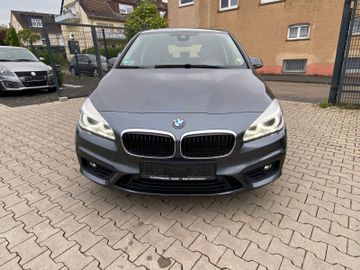 BMW 218 - 6