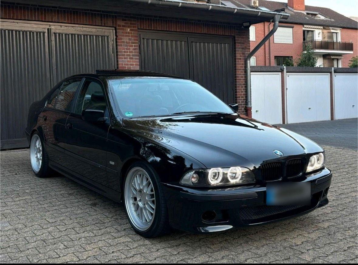 BMW 523