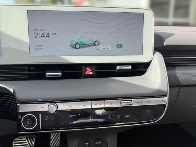 Fahrzeugabbildung Hyundai IONIQ 5 Uniq Elektro +KLIMA+LEDER+PDC+RFK+ACC+UV
