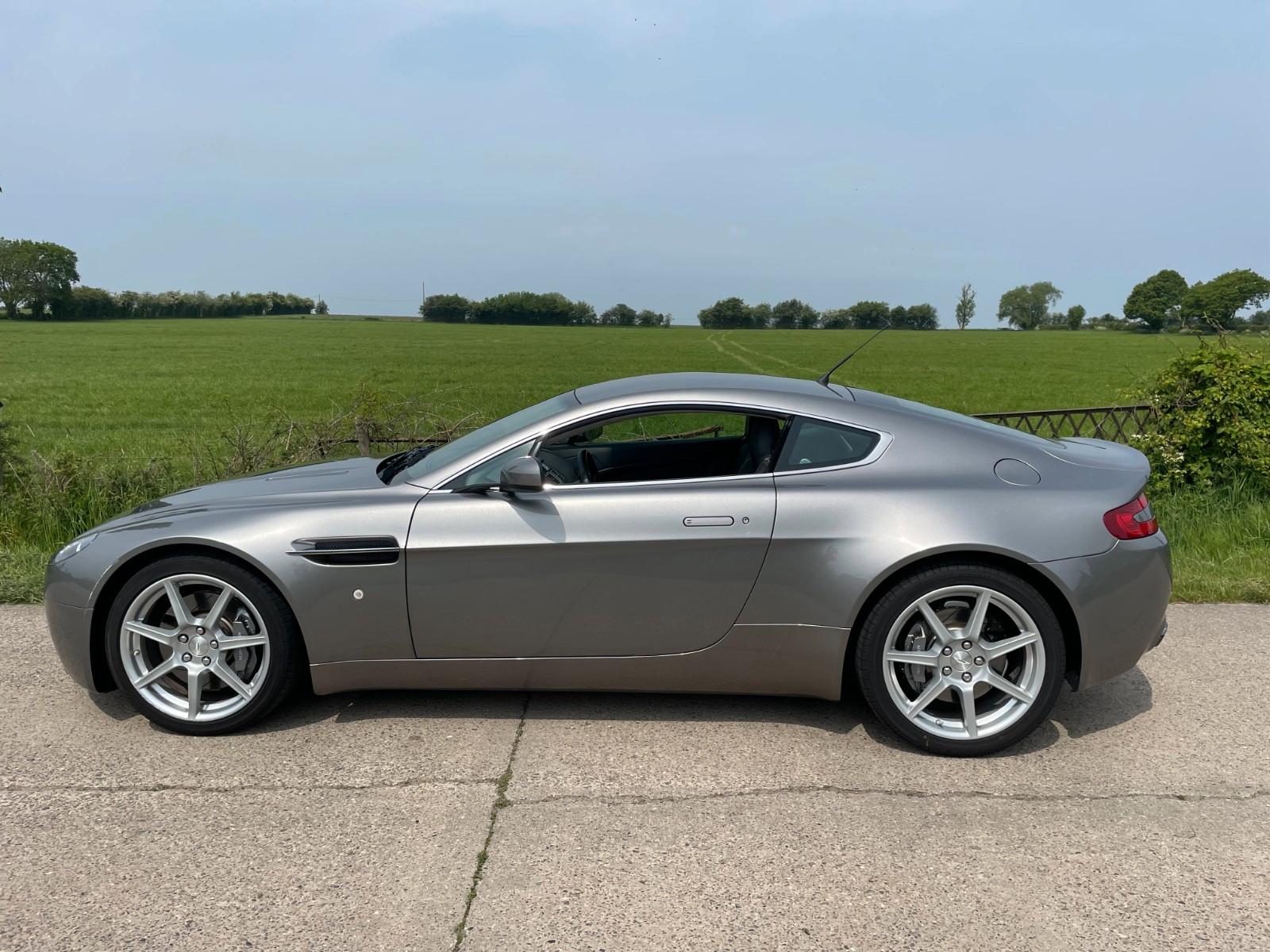 Aston Martin V8 Vantage 4.3l Coupe