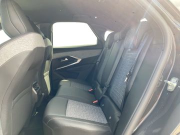 Peugeot 3008 1.2 145 Allure 360+Kam.+KeyLess+LED+Navi