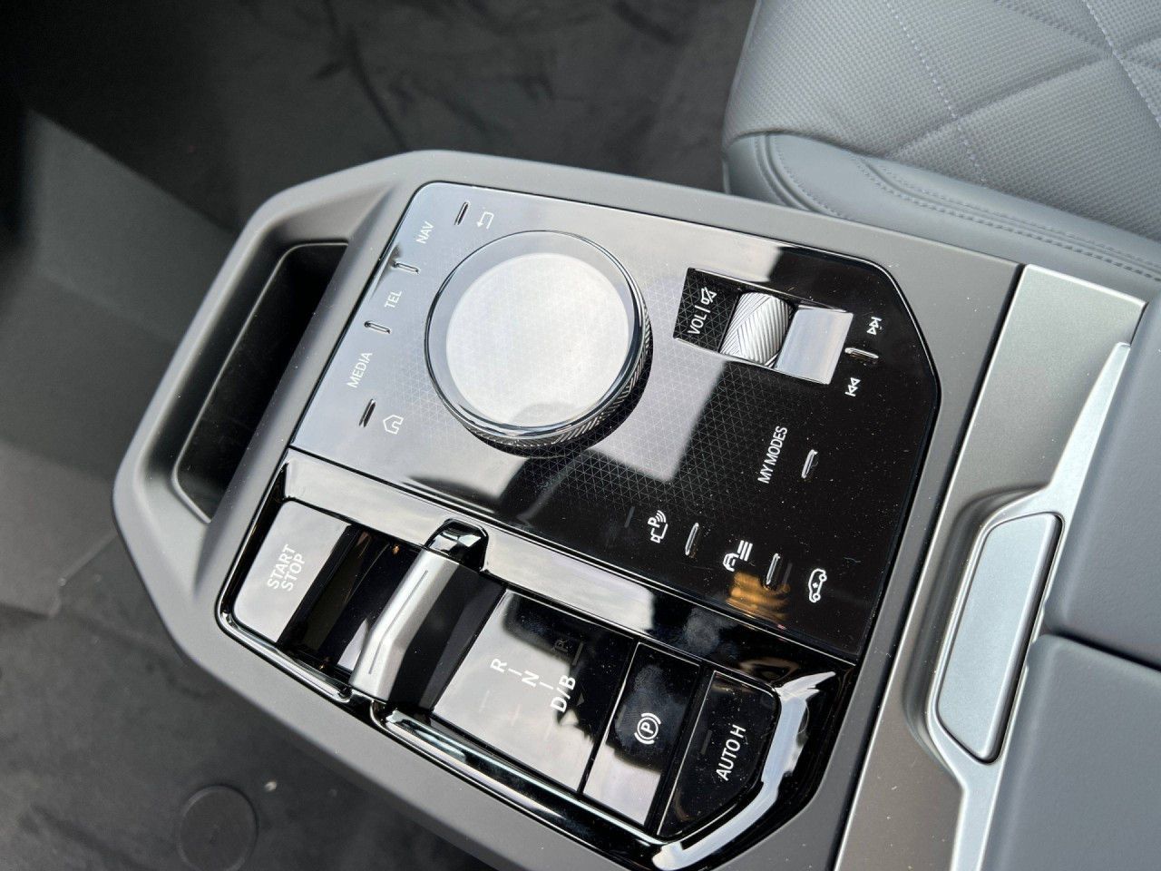 BMW iX - Bild 15