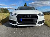 Audi A4 2.0 TDI S Line quattro - Audi A4: Weiß, Kombi, Line