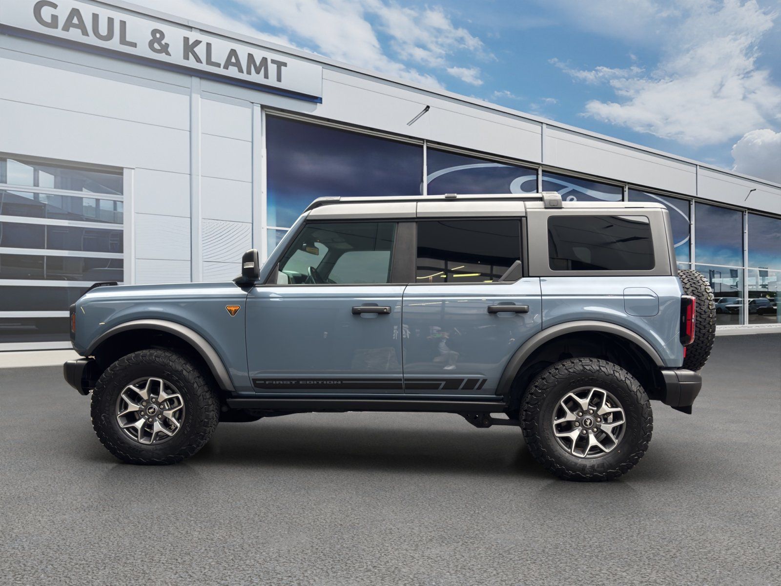 Fahrzeugabbildung Ford Bronco 2.7l EcoBoost V6 Badlands e-4WD #360-Gr