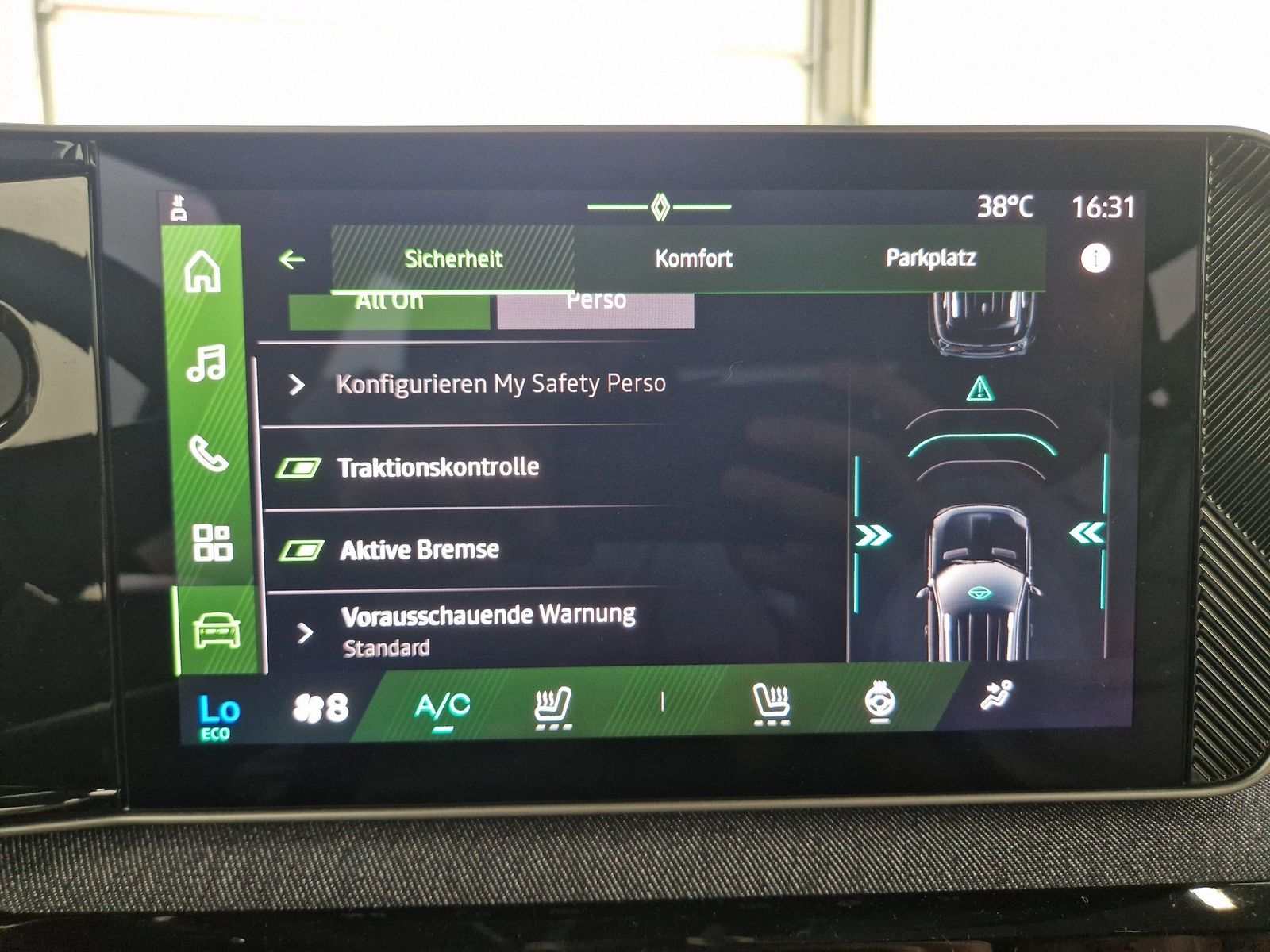 RENAULT R 4 E-Tech Techno 150 Comfort Range – Bild 26