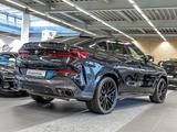 BMW X6 M60i xDrive M Sport PANO RFK NAVI LED DAB LM - scheckheftgepflegte BMW X6 M60