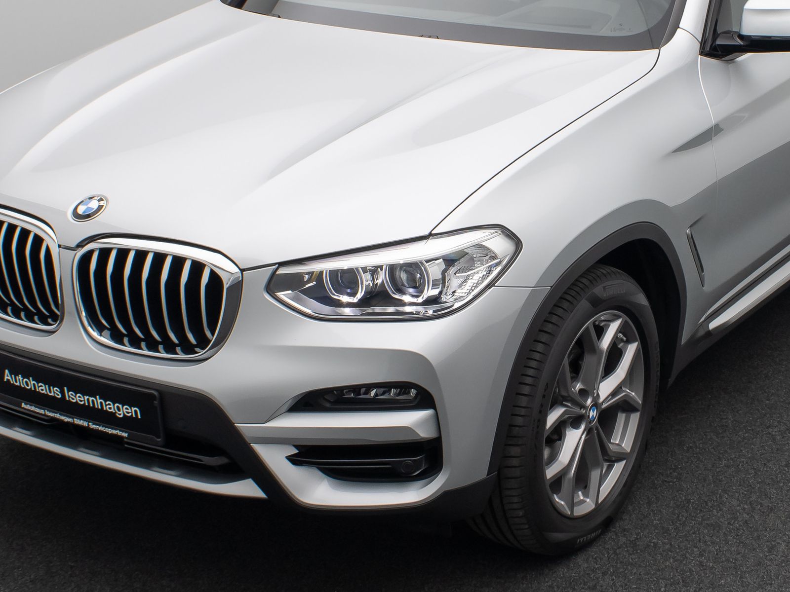 Fahrzeugabbildung BMW X3 xD20d xLine DAB HUD ACC Alarm Sportsitz 19Zol