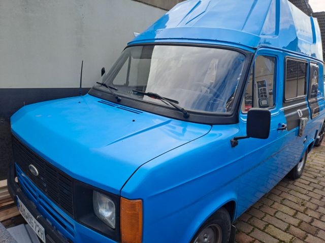 Ford Transit umgebaut als Camper