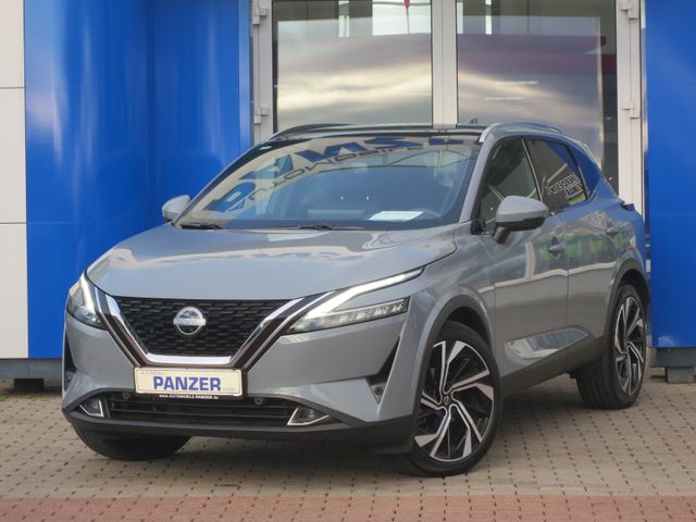 Nissan Qashqai  1.3 DIG-T Tekna+ 4x4 HUD LED Pano MHEV