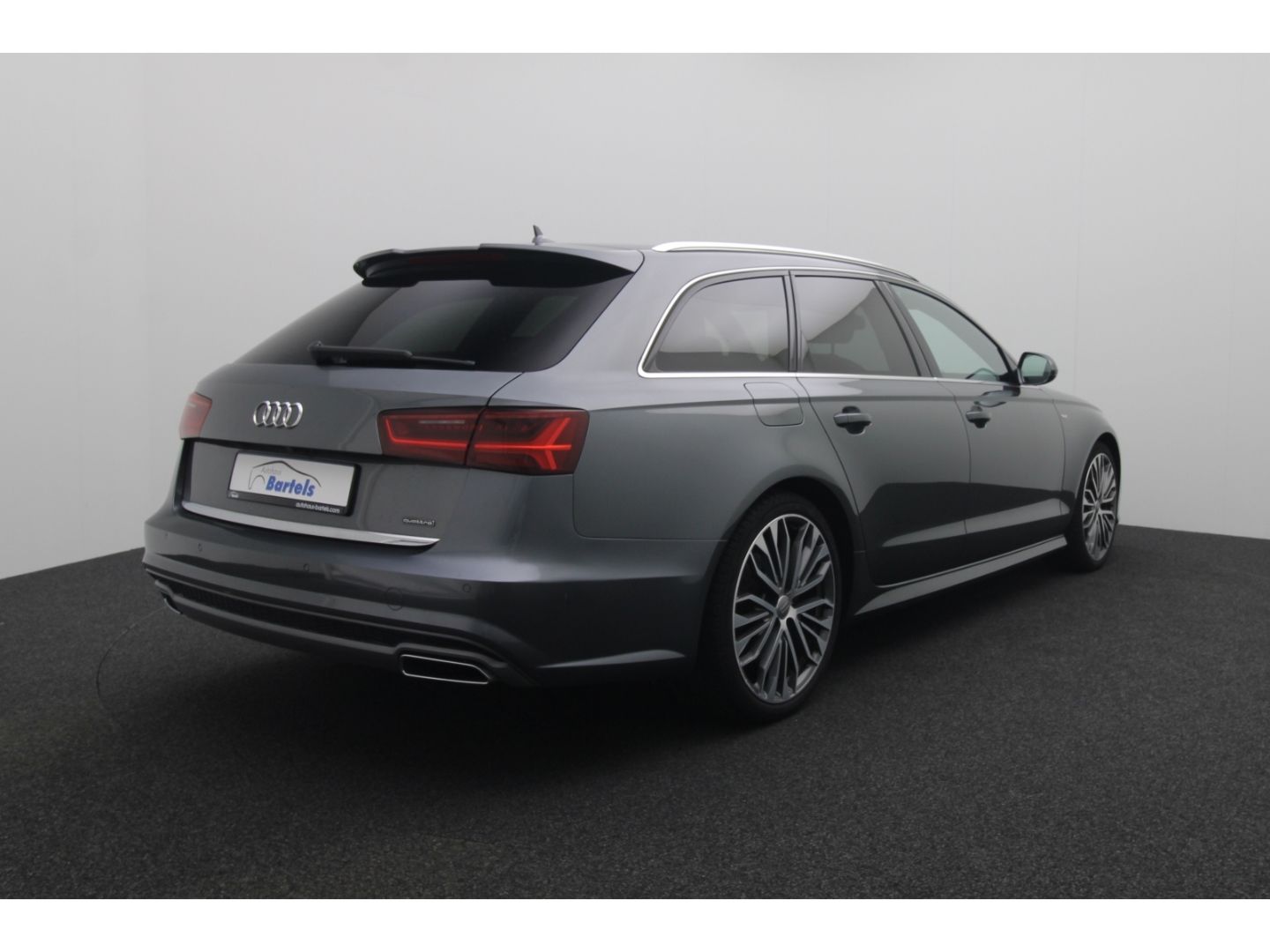 Fahrzeugabbildung Audi A6 Avant 3.0 TDI clean diesel quattro S line AHK