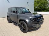 Land Rover Defender 90 V8 P525 Carpathian Edition - Land Rover Defender mit Benzin-Antrieb