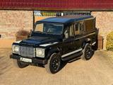 Land Rover Defender 110 S Station Wagon *60 Years Edition* - Land Rover Defender: Edition