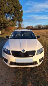 Skoda Octavia 2.0 TSI DSG RS Combi RS - Skoda: Unfallwagen
