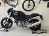 Ducati Monster 620 Dark, Original, wenig KM, neuwertig. - Angebote entsprechen Deinen Suchkriterien