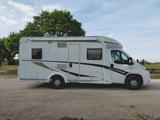 Sunlight T 64, teilintegriert mit Hubbett - Etagenbett Wohnmobil oder -wagen