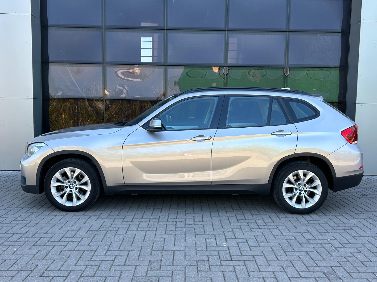 BMW X1 xDrive20d 184 ch • Boîte auto • 4x4 • GPS • Attelage • Sièges électriques chauffants