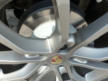 Porsche Cayenne - 8