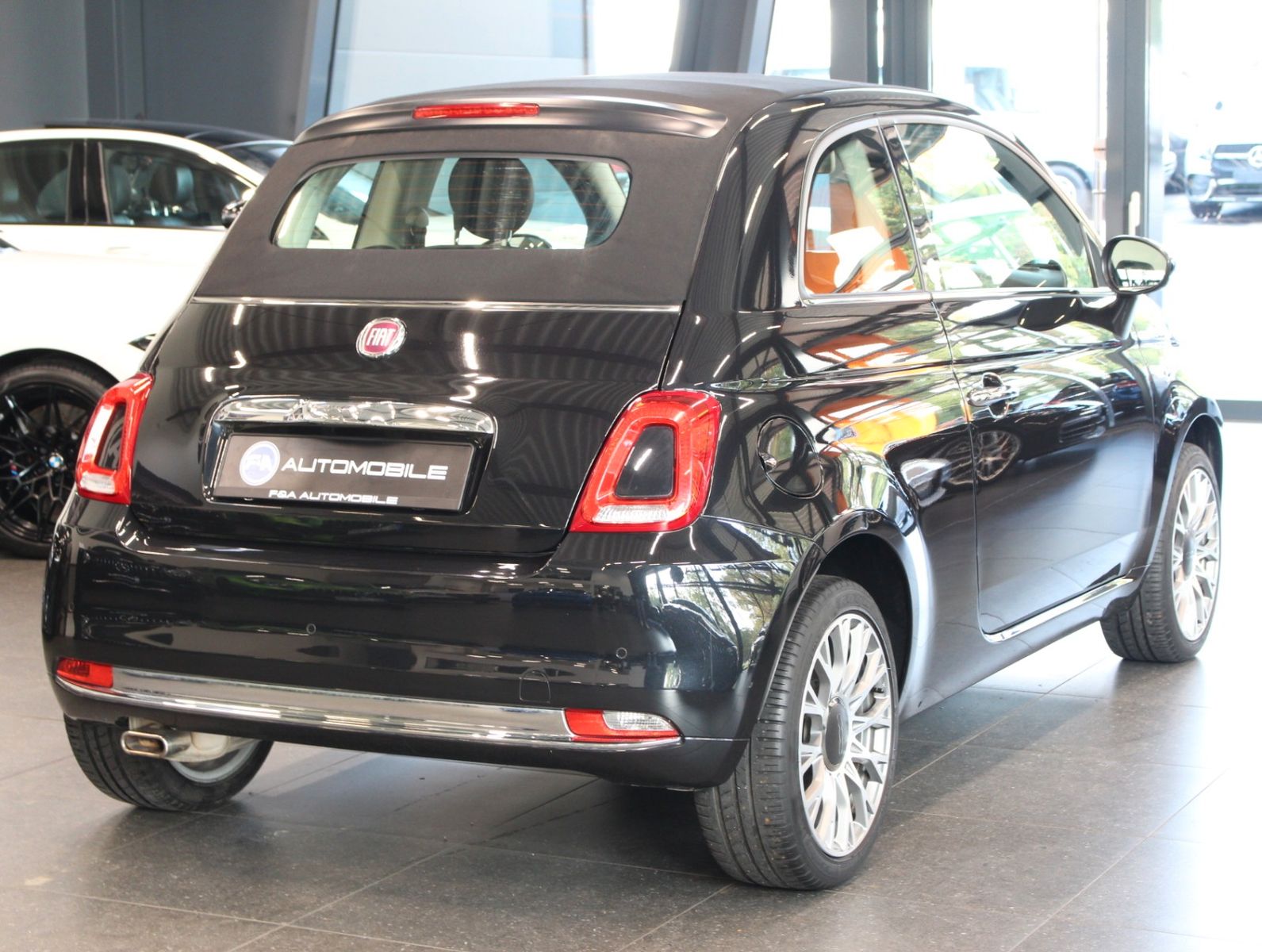 Fahrzeugabbildung Fiat 500C 1.2 8V Mirror Edition Cabrio Aut.*CarPlay