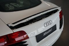 AUDI R8 Coupe 4.2 FSI quattro | Manual transmission AUDI R8 Coupe 4.2 FSI quattro | Manual transmission