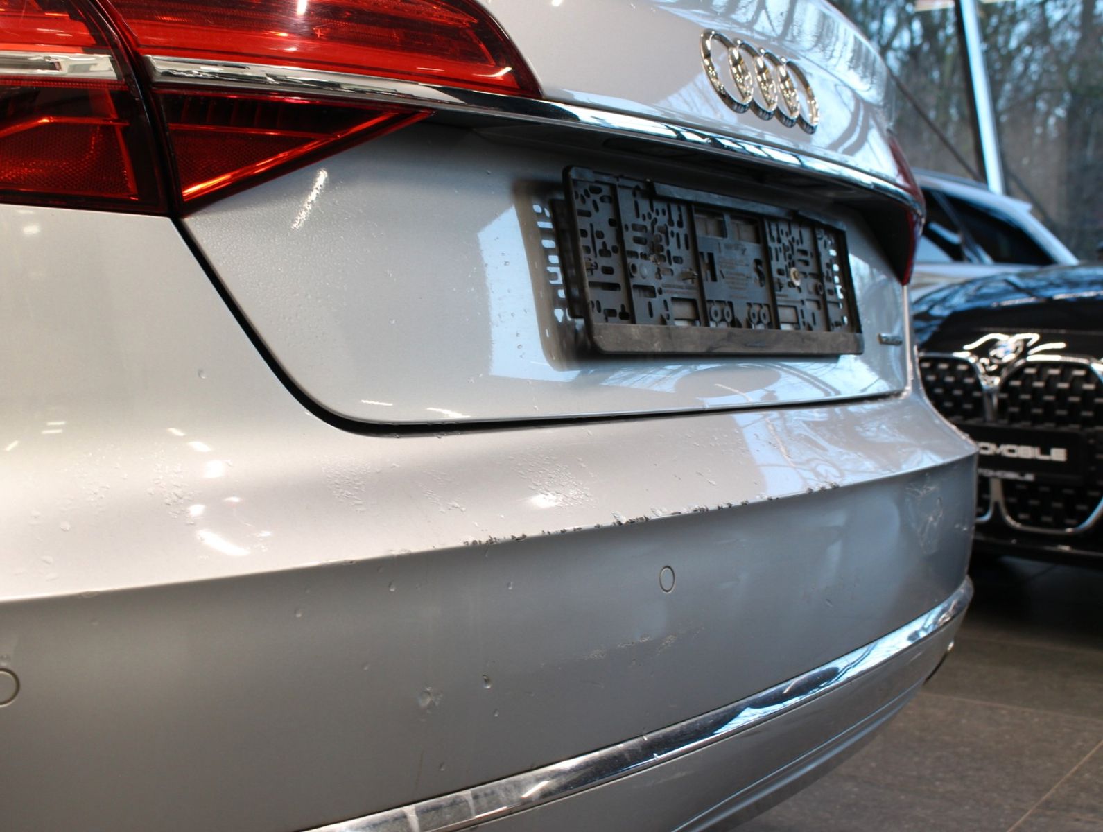 Fahrzeugabbildung Audi A8 4.0 TFSI tiptronic quattro*1.Hand Matrix-LED