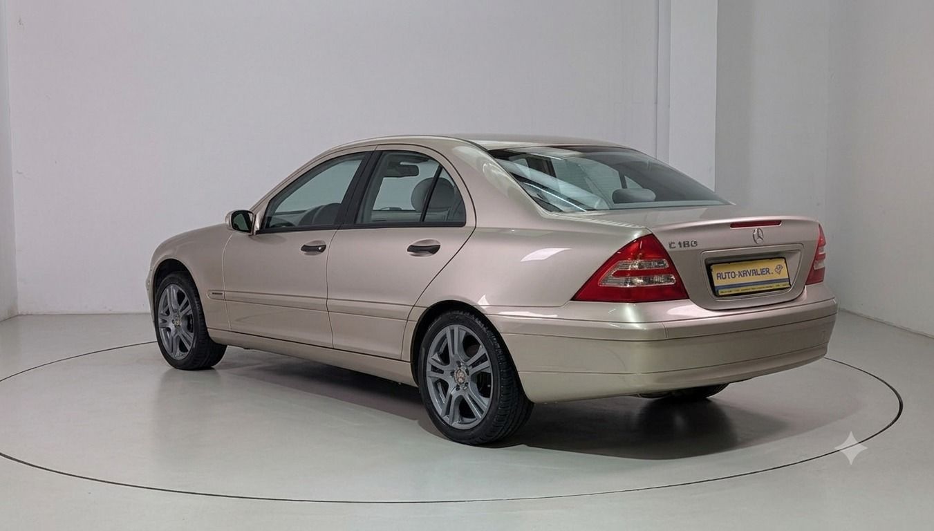 Fahrzeugabbildung Mercedes-Benz C 180 HU/AU bis 12.27 * Sitzhzg. * Schiebedach *