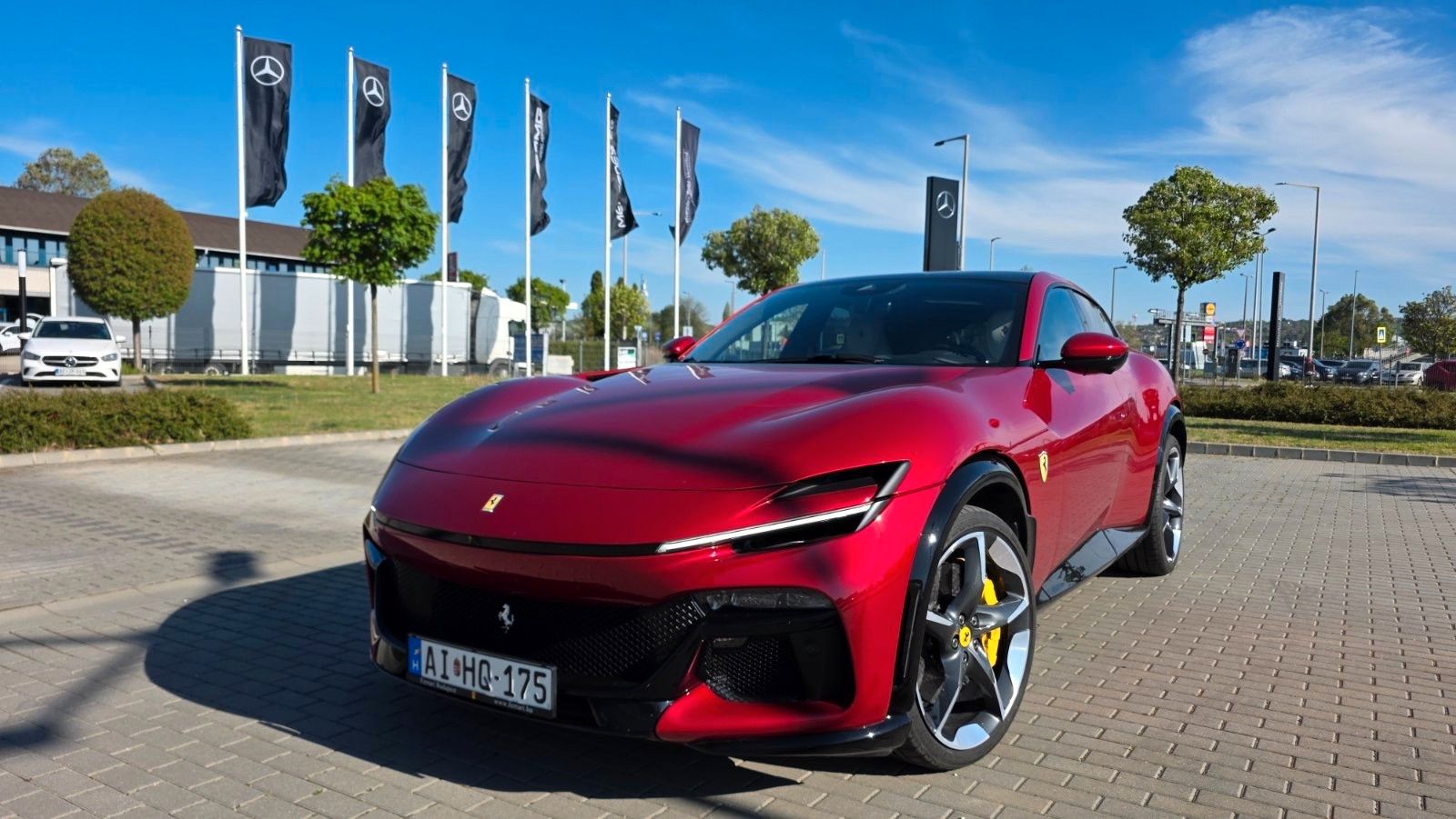 FERRARI Purosangue