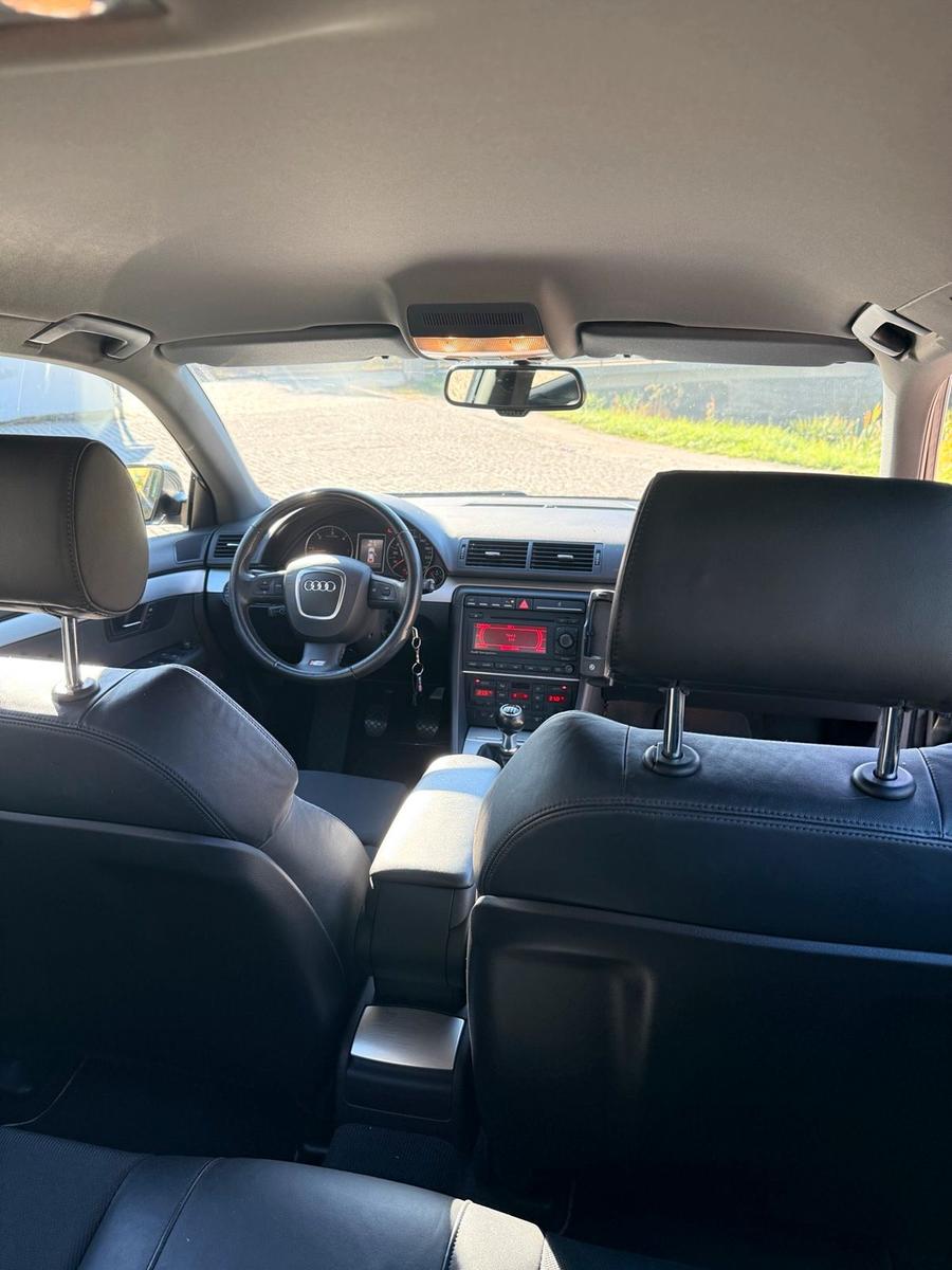 Audi A4 2007 — photo 14