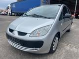 Mitsubishi Colt CZ3 Lim. 3-trg. 1.1 Inform/KLIMA - Mitsubishi Colt Gebrauchtwagen in Freiburg