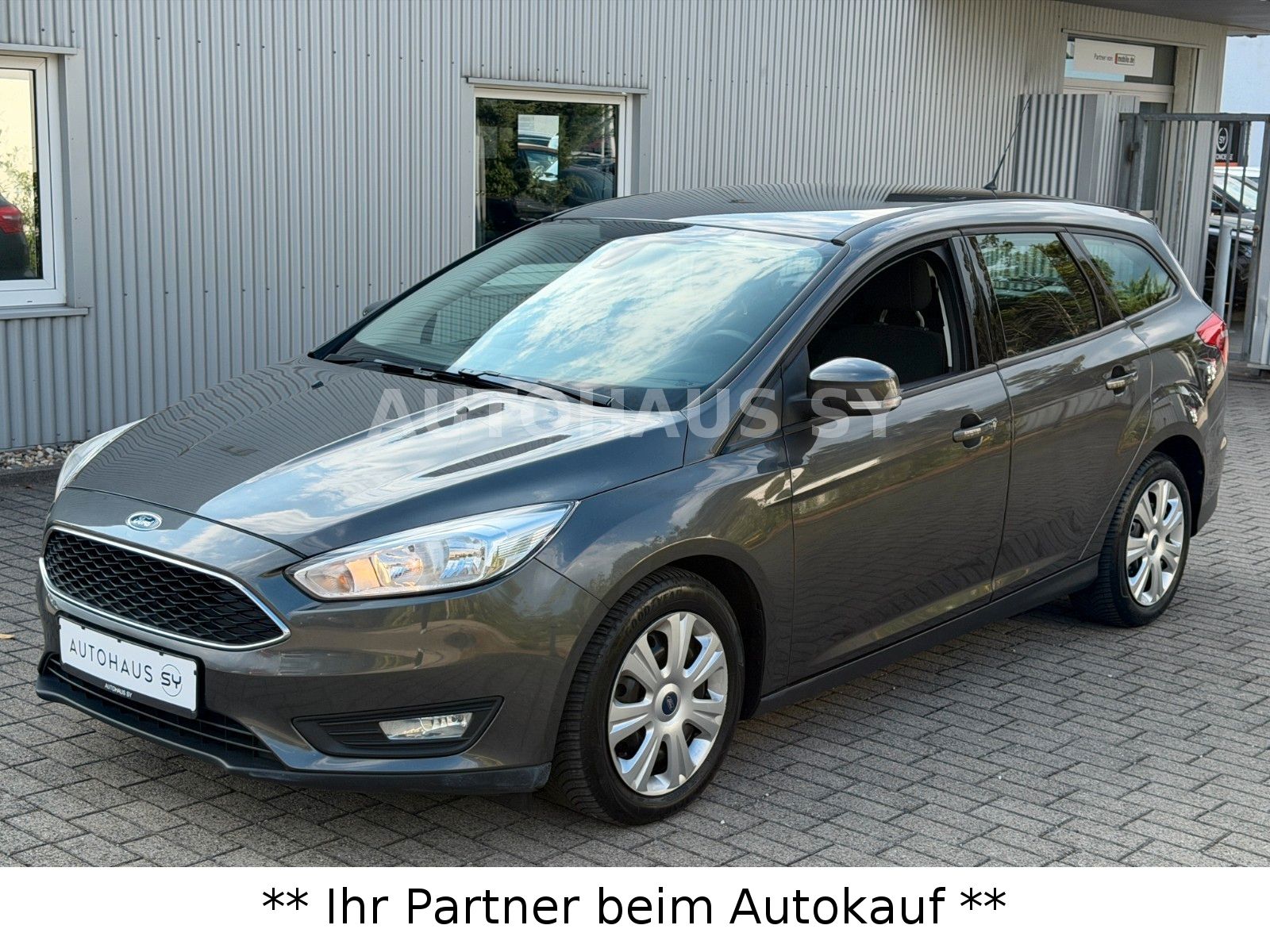 Ford Focus - 1