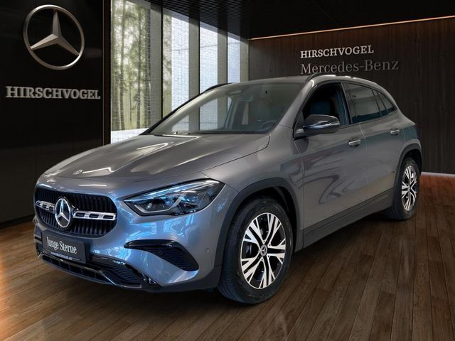 Mercedes-Benz GLA 180 Progressive+Night+AHK+MULTIBEAM+Navi-Pr.