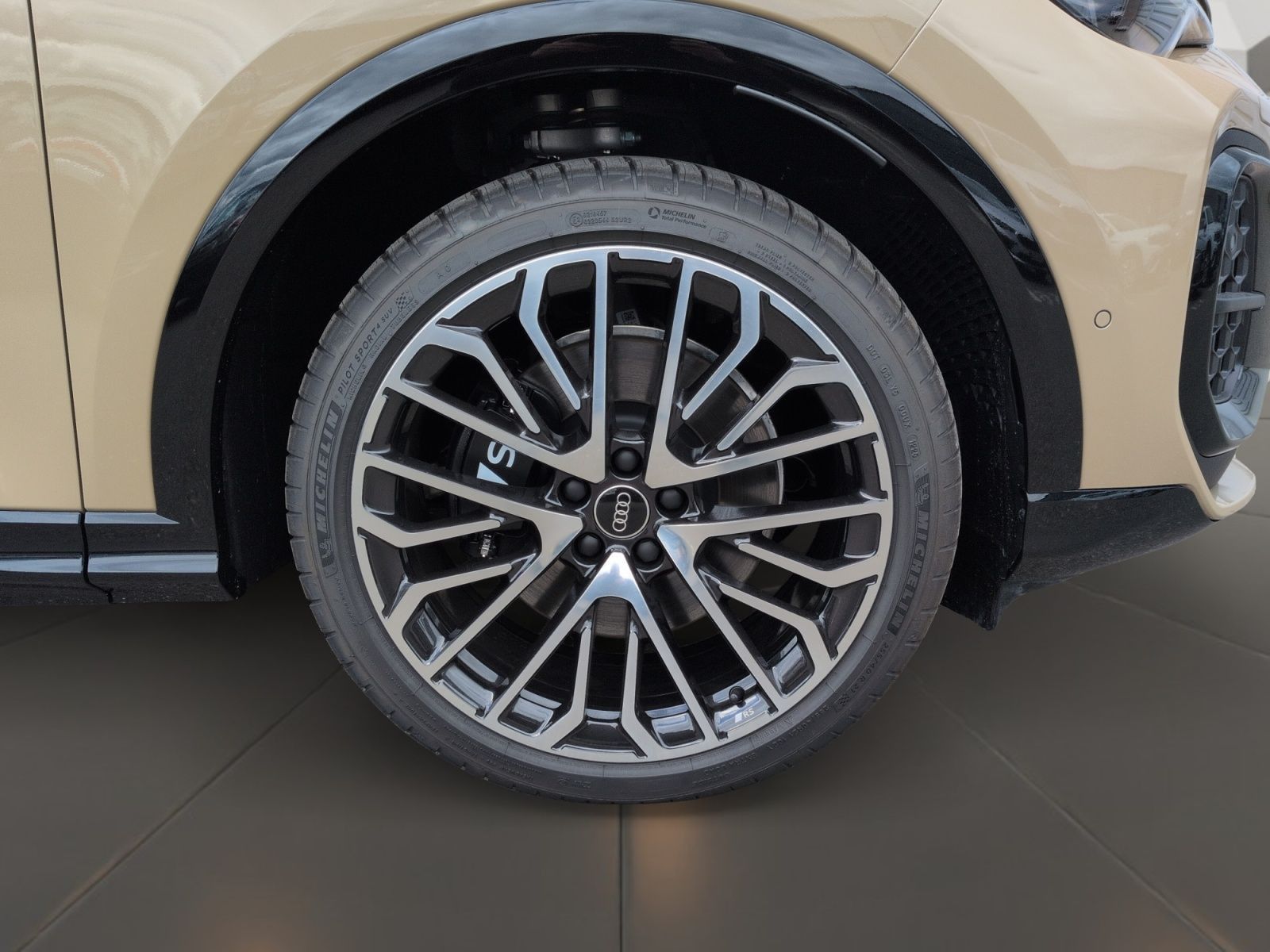 Audi SQ5 - Bild 8