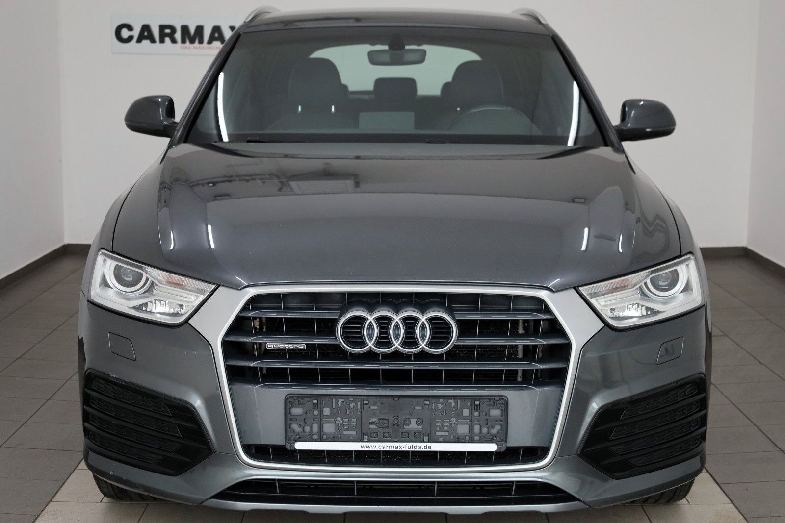 Fahrzeugabbildung Audi Q3 quattro S Line T.Leder,Navi,Xenon,SH,PDC,AHK