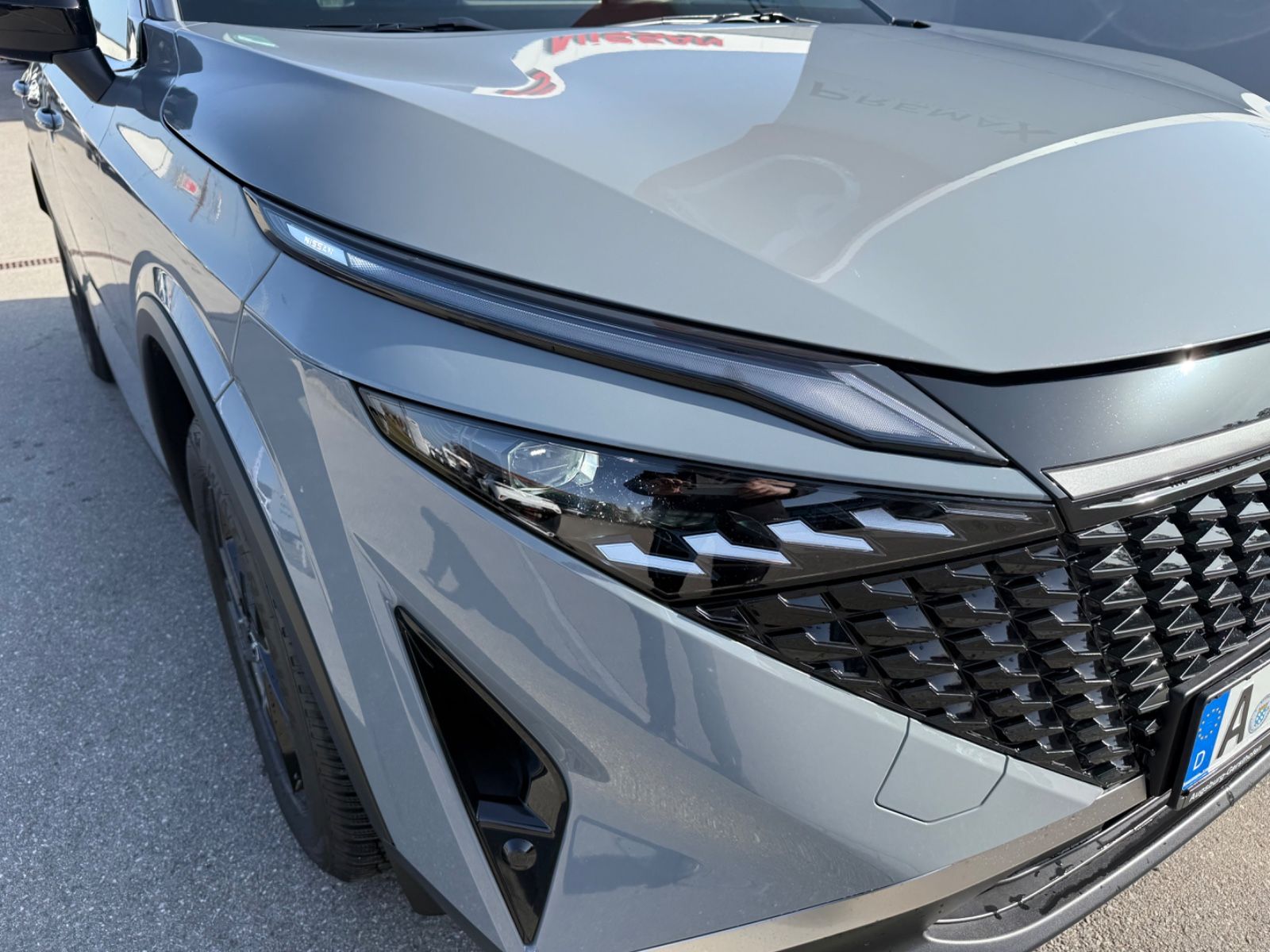 Fahrzeugabbildung Nissan Qashqai N-Connecta MHEV - Navi, 360°, Winter-P.