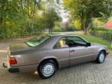 Mercedes-Benz Mercedes W124 230 Coupé - Mercedes-Benz 230 in Bremen