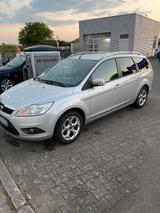 Ford Focus Kombi nur bis Morgen zu dem Preis - Ford Focus: Preis