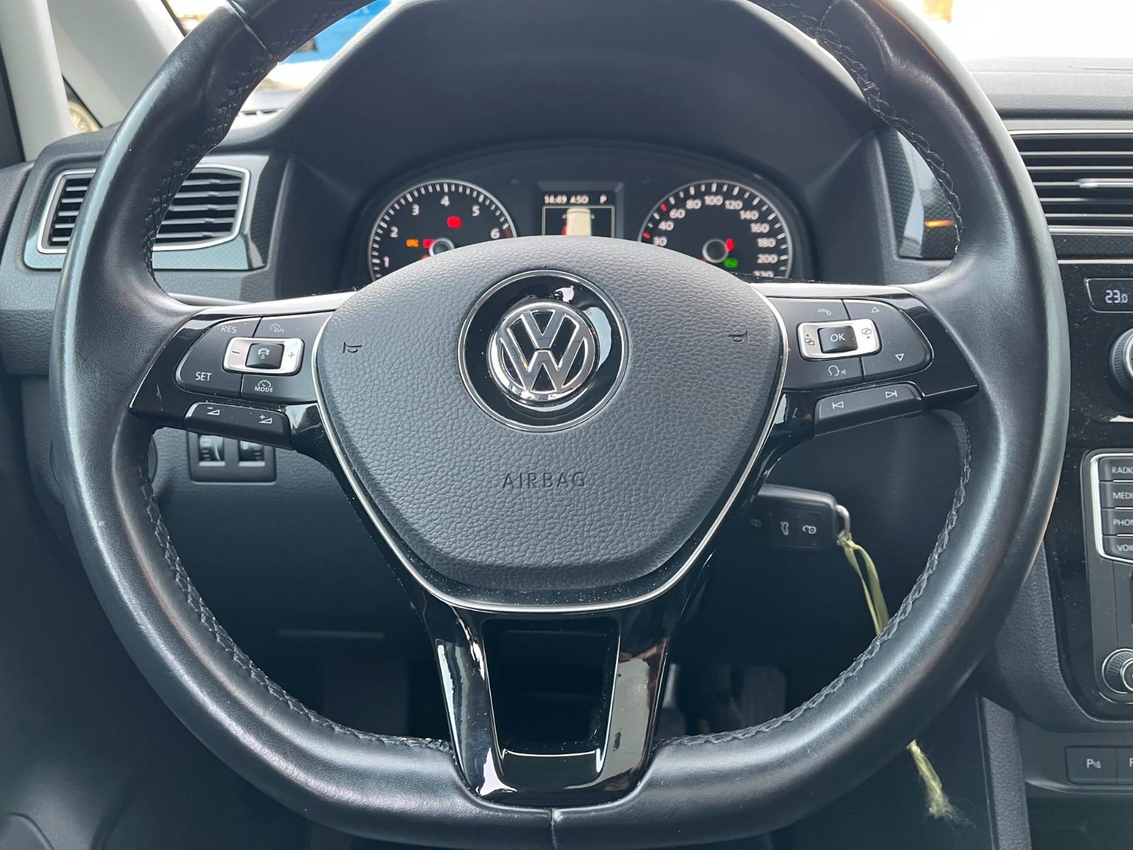 Volkswagen Caddy Maxi DSG Highline Rollstuhlrampe KAM ACC