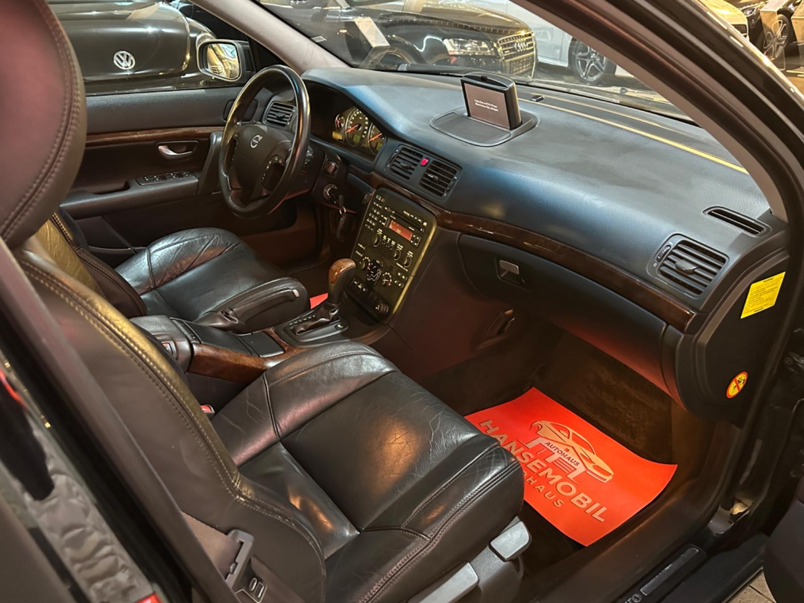Volvo S80 2.4 5 cylindres 170 ch – BVA – Cuir – Xenon – 134 865 km