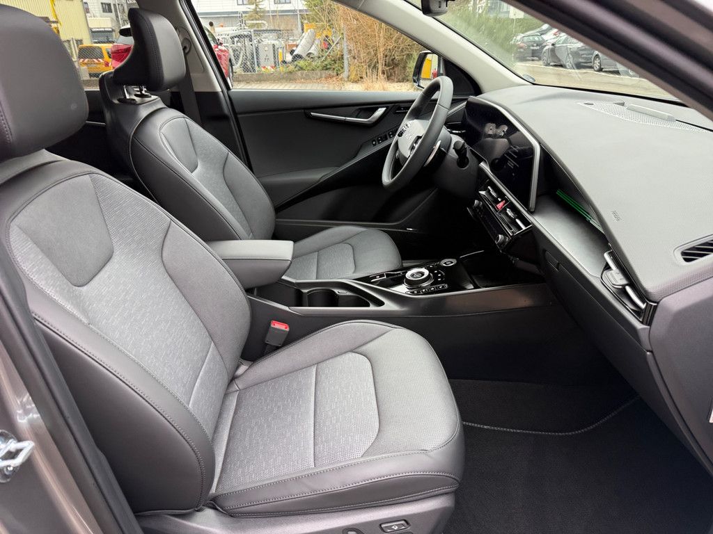 Fahrzeugabbildung Kia Niro 1.6 Plug-in Hybrid Spirit