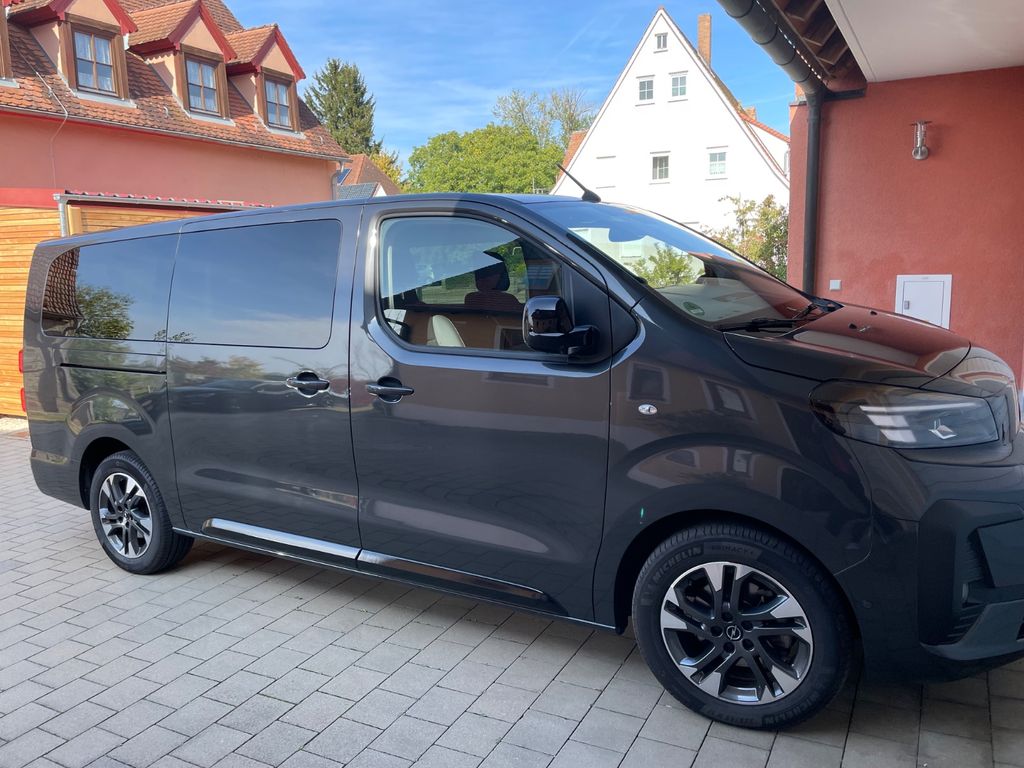 Image of Opel Zafira Life