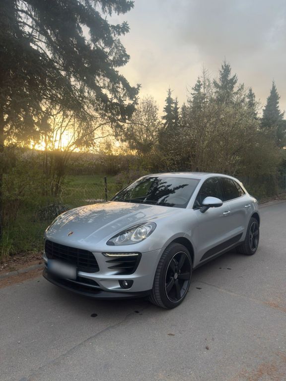 Image of Porsche Macan